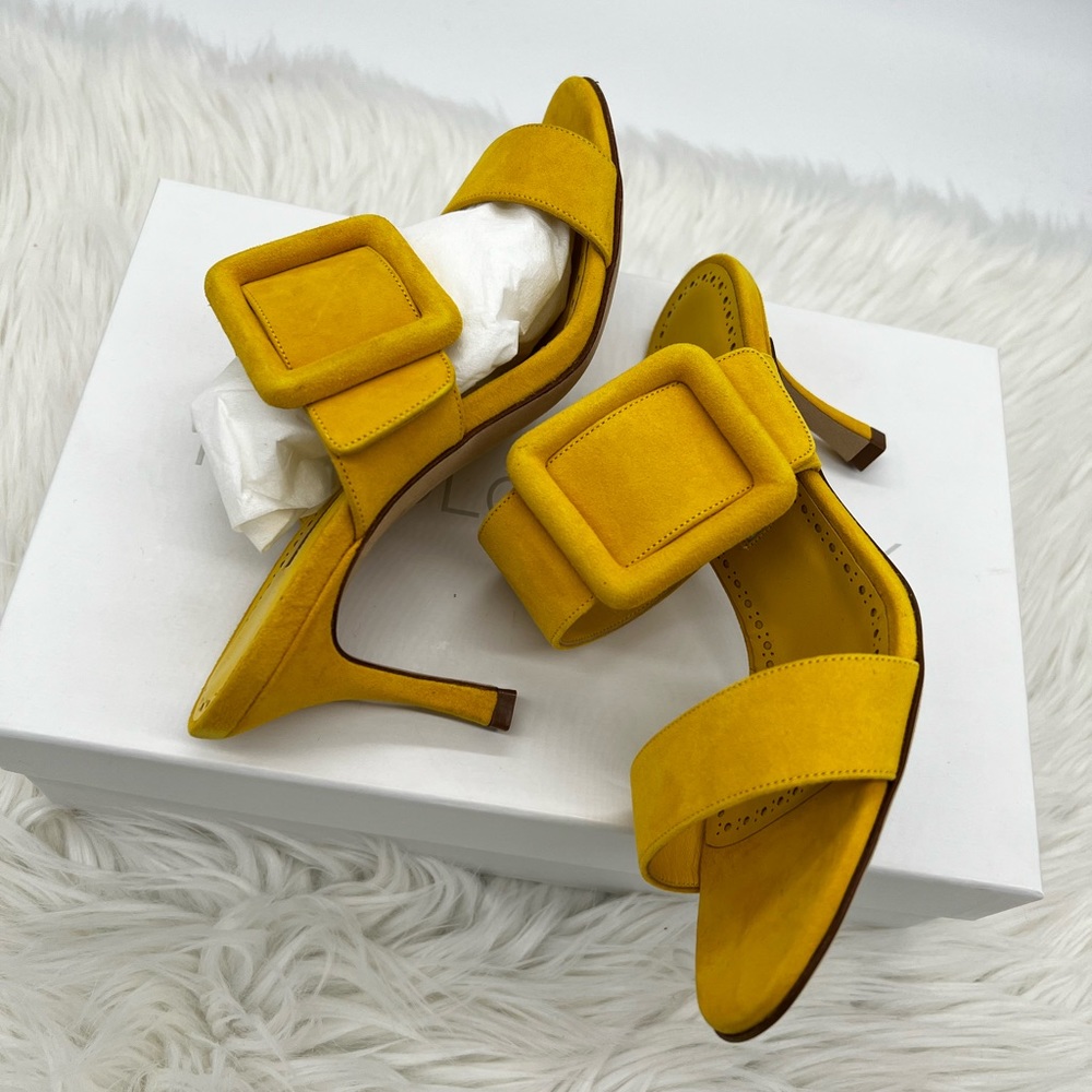 Manolo Blahnik | Gable Suede Buckle Mules - Picture 10 of 15